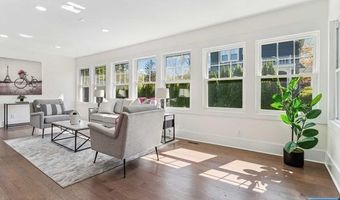 648 E Broad St, Westfield, NJ 07090