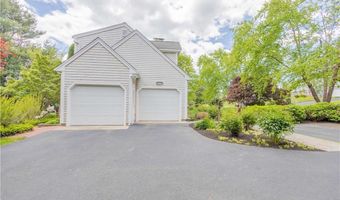 10 Bartlett Rd, Middletown, RI 02842