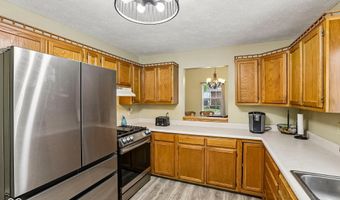 102 Westview Pl, Bargersville, IN 46106