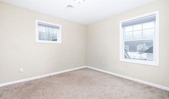 365 Allentown Rd 34, Bristol, CT 06010