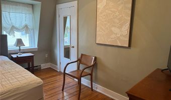 4 Hammond St 5, Newport, RI 02840