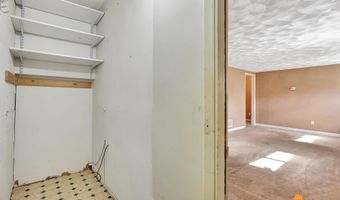 7813 Dover Ave, Anchorage, AK 99504