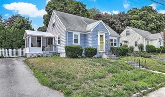 141 Cornell St, Cranston, RI 02920