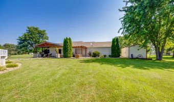 11462 Four Seasons Dr, Batesville, IN 47006