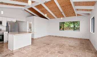 87-3205 Guava Rd, Captain Cook, HI 96704