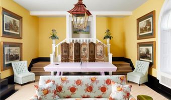 6 Price's Cove Ave, Newport, RI 02840