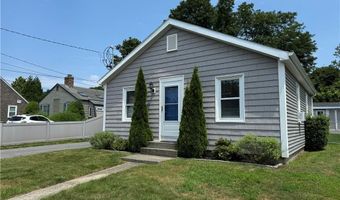 53 Center Ave, Middletown, RI 02842
