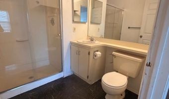 69 IROQUOIS Dr 15, Absecon, NJ 08205