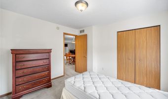 232 Bayview Dr, Cortland, OH 44410