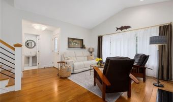 510 Boston Neck Rd, North Kingstown, RI 02852