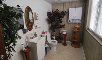 604 W 57th St, Ashtabula, OH 44004