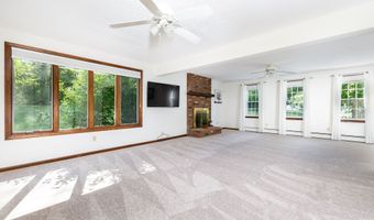 10 Empire Way, Bristol, CT 06010
