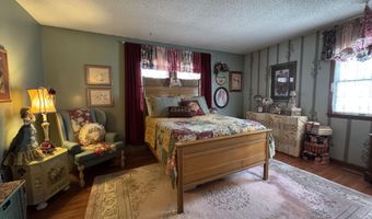 942 N Dade 131, Arcola, MO 65603