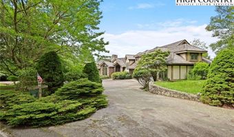 1158 Equestrian Dr, Banner Elk, NC 28604