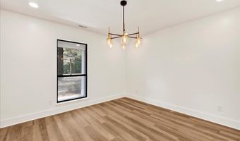 960 CAMP BRANCH Rd, Alabaster, AL 35007