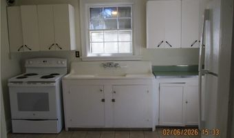 403 Maple St, Ashland, VA 23005