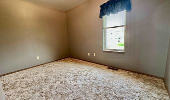 13 B Statesboro Dr, Belle Fourche, SD 57717