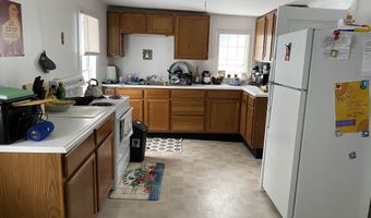 38 North St, Bristol, VT 05443