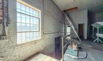 106 Broad St, Bainbridge, GA 39817