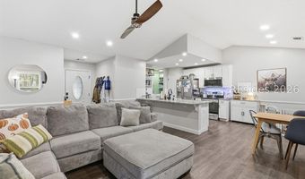 16 Sherwood Ln, Beaufort, SC 29907