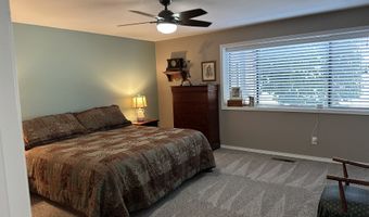 801 BROOKHAVEN Dr A, Brookings, OR 97415
