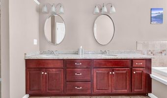 31 Bourque Rd, Cumberland, RI 02864