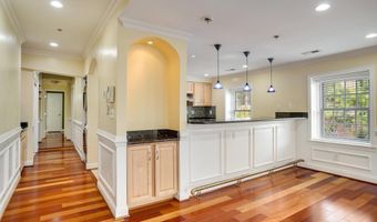 100 N UNION St A, Alexandria, VA 22314
