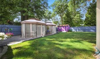 4289 Wedgewood Dr, Austintown, OH 44511