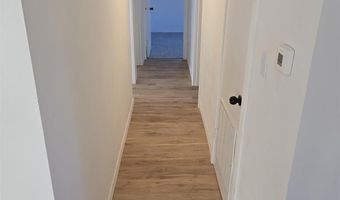 141 E 17th Ave, Albia, IA 52531