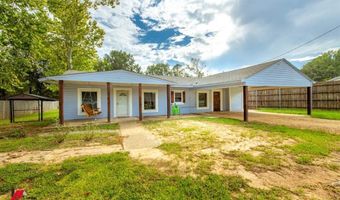515 5th St, Benton, LA 71006