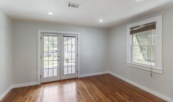 1467 Wilkes Ave, Biloxi, MS 39530