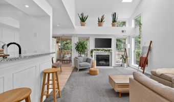 6862 BRINDLE HEATH Way #202, Alexandria, VA 22315