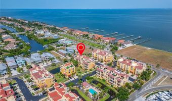 6407 MAYRA SHORES Ln, Apollo Beach, FL 33572