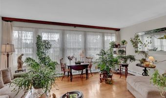 336 Richmond Ave, Amityville, NY 11701