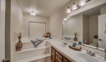 635 Riverfront Dr, Bullhead City, AZ 86442