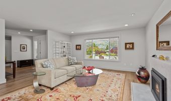 7362 Oakmont Dr, Santa Rosa, CA 95409