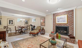 1230 23RD St S, Arlington, VA 22202