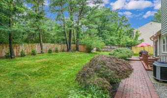 4005 KLOMAN St, Annandale, VA 22003
