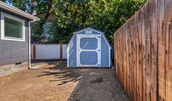 308 E HUMBOLDT St, Bingen, WA 98605