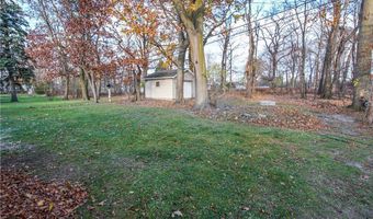 279 Cadman Dr, Amherst, NY 14221