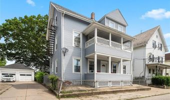 129 Cleveland St, Central Falls, RI 02863