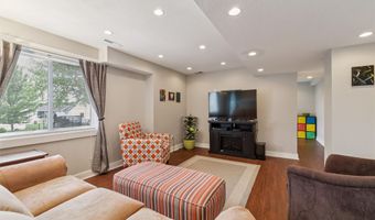 1822 30th Ave SW, Altoona, IA 50009