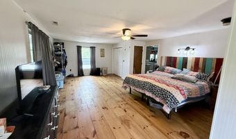 613 Hall Ave, Ava, MO 65608