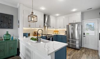 17 6th Ave, Bluffton, SC 29910