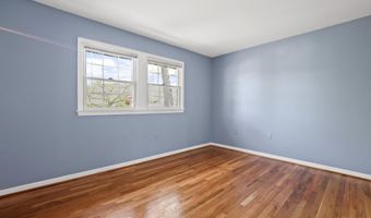 3808 WINTERSET Dr, Annandale, VA 22003
