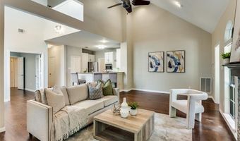 3840 Azure Ln, Addison, TX 75001