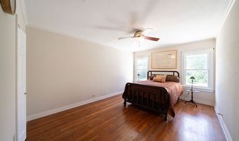 128 E Elmview Pl, Alamo Heights, TX 78209