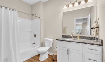 7749 Silver Fox Dr, Indianapolis, IN 46217