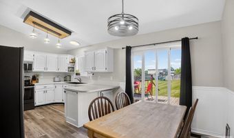 4465 E Cochise Dr, Ammon, ID 83406