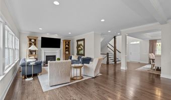 216 Hickory Ln, Adams Twp., PA 16046
